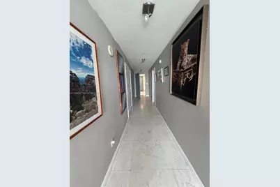 601 NE 36th St #1112, Miami, FL 33137 - Photo 13