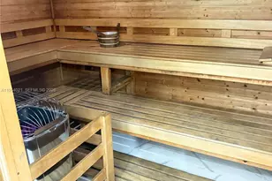 601 NE 36th St, Miami, FL 33137 - Photo 31