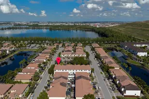 9860 NW 88th St, Doral, FL 33178 - Photo 35