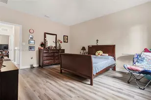17149 SW 94th St, Miami, FL 33196 - Photo 13