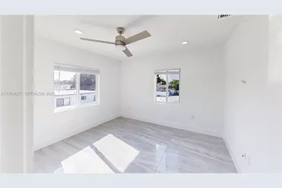 1886 NW 68th St, Miami, FL 33147 - Photo 27