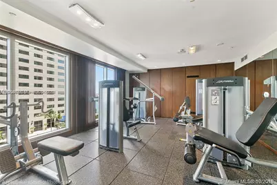 325 S Biscayne Blvd #LPH 17, Miami, FL 33131 - Photo 29