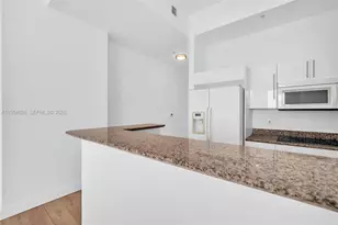 325 S Biscayne Blvd, Miami, FL 33131 - Photo 59