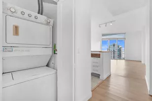 325 S Biscayne Blvd, Miami, FL 33131 - Photo 57