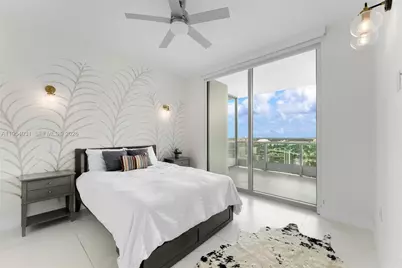 900 Biscayne Blvd #4202, Miami, FL 33132 - Photo 19