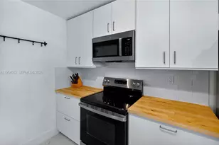 2399 SW 26th Ln, Miami, FL 33133 - Photo 11