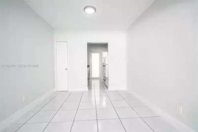 8340 Byron Ave #12, Miami Beach, FL 33141 - Photo 7