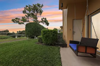 2923 Crestwood Ter #5104, Margate, FL 33063 - Photo 5