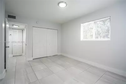 465 NE 59th St #12, Miami, FL 33137 - Photo 11