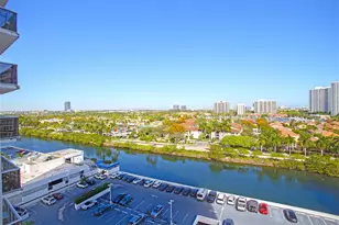 3675 N Country Club Dr, Aventura, FL 33180 - Photo 25