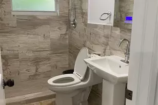 707 NE 15th St, Fort Lauderdale, FL 33304 - Photo 5