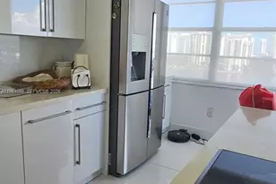 18041 Biscayne Blvd, Aventura, FL 33160 - Photo 17