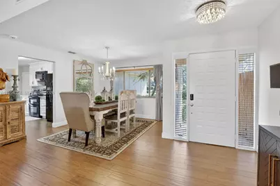 9375 NW 18th Ct, Plantation, FL 33322 - Photo 5