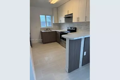800 NW 44th Ave #4, Miami, FL 33126 - Photo 9
