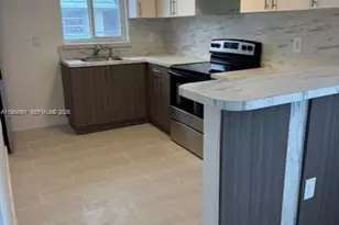 800 NW 44th Ave, Miami, FL 33126 - Photo 9
