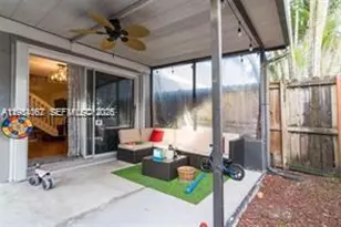 12152 SW 49th Ct, Cooper City, FL 33330 - Photo 9