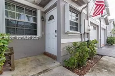 12152 SW 49th Ct, Cooper City, FL 33330 - Photo 3