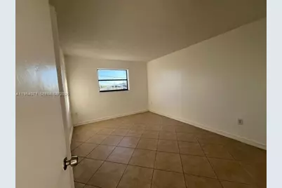 8075 NW 7th St #501, Miami, FL 33126 - Photo 11