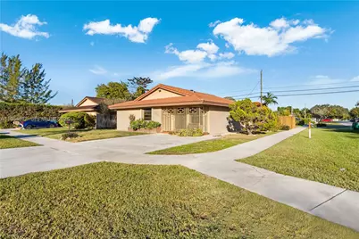 3895 SW 68th Ave, Miami, FL 33155 - Photo 1