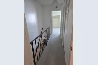 1095 W 40th St #26, Hialeah, FL 33012 - Photo 5