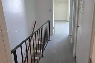 1095 W 40th St, Hialeah, FL 33012 - Photo 5