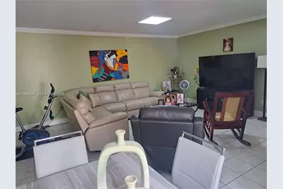 11930 NE 19th Dr #2, North Miami, FL 33181 - Photo 3