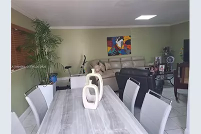 11930 NE 19th Dr #2, North Miami, FL 33181 - Photo 5