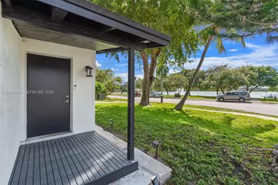 5771 SW 39th St, Davie, FL 33314 - Photo 5