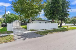 5771 SW 39th St, Davie, FL 33314 - Photo 25