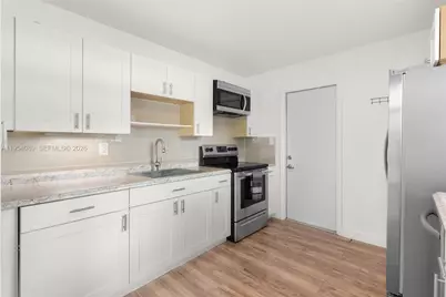 5771 SW 39th St, Davie, FL 33314 - Photo 11