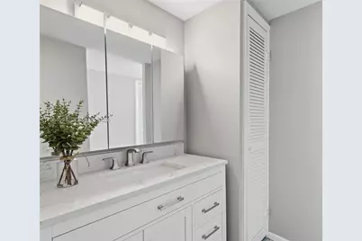 1345 Lincoln Rd #1006, Miami Beach, FL 33139 - Photo 17