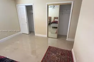 319 NE 14th Ave, Hallandale Beach, FL 33009 - Photo 13