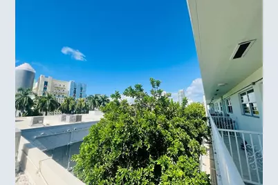 524 Washington Ave #304, Miami Beach, FL 33139 - Photo 17