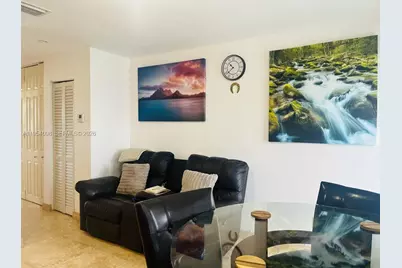 524 Washington Ave #304, Miami Beach, FL 33139 - Photo 7