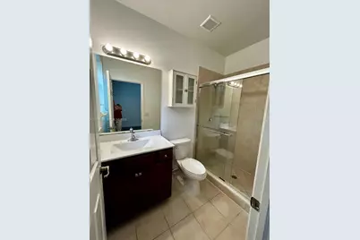 3320 W 92nd Place, Hialeah, FL 33018 - Photo 17