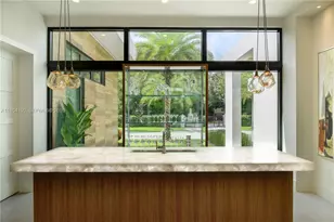 11050 SW 69th Ave, Pinecrest, FL 33156 - Photo 9