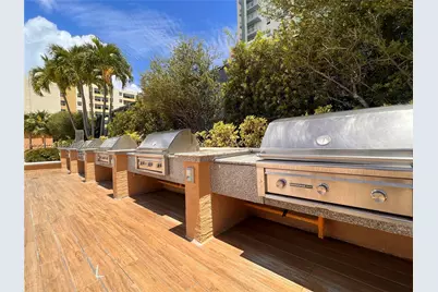 90 Alton Rd #2110, Miami Beach, FL 33139 - Photo 17