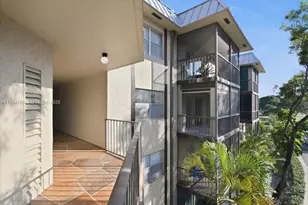 6101 N Falls Cir Dr, Lauderhill, FL 33319 - Photo 11