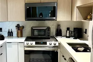 2829 Indian Creek Dr, Miami Beach, FL 33140 - Photo 15