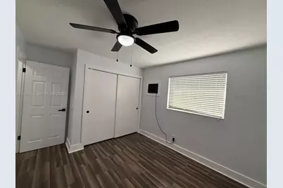 810 Lake Shore Dr #36, Lake Park, FL 33403 - Photo 5