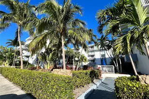 1801 S Treasure Dr, North Bay Village, FL 33141 - Photo 29