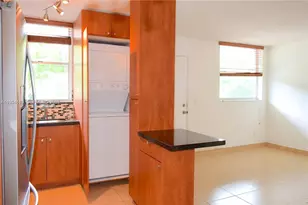 1801 S Treasure Dr, North Bay Village, FL 33141 - Photo 7