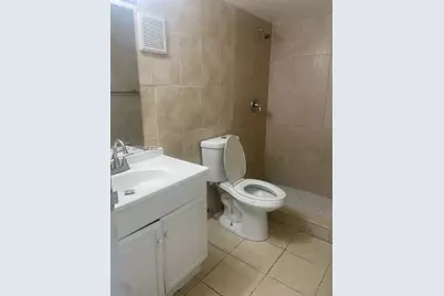 1752 NW 55th Ave #203, Lauderhill, FL 33313 - Photo 9
