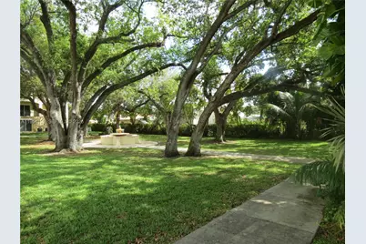 8930 NE 8th Ave #901, Miami, FL 33138 - Photo 21