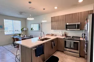 6420 NW 102nd Path, Doral, FL 33178 - Photo 5