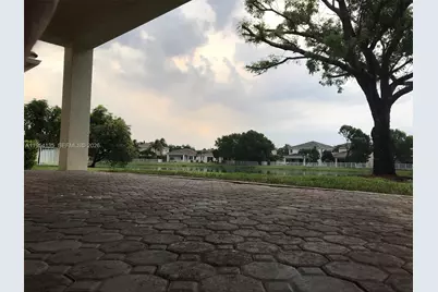 19351 SW 61st St #19351, Pembroke Pines, FL 33332 - Photo 27