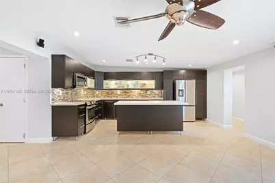 9510 SW 45th Street, Miami, FL 33165 - Photo 11