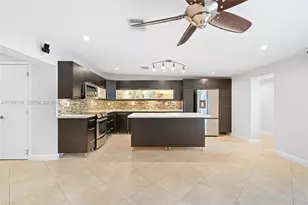 9510 SW 45th St, Miami, FL 33165 - Photo 11