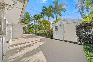 9510 SW 45th St, Miami, FL 33165 - Photo 13
