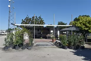 19651 SW 168th St, Miami, FL 33187 - Photo 13